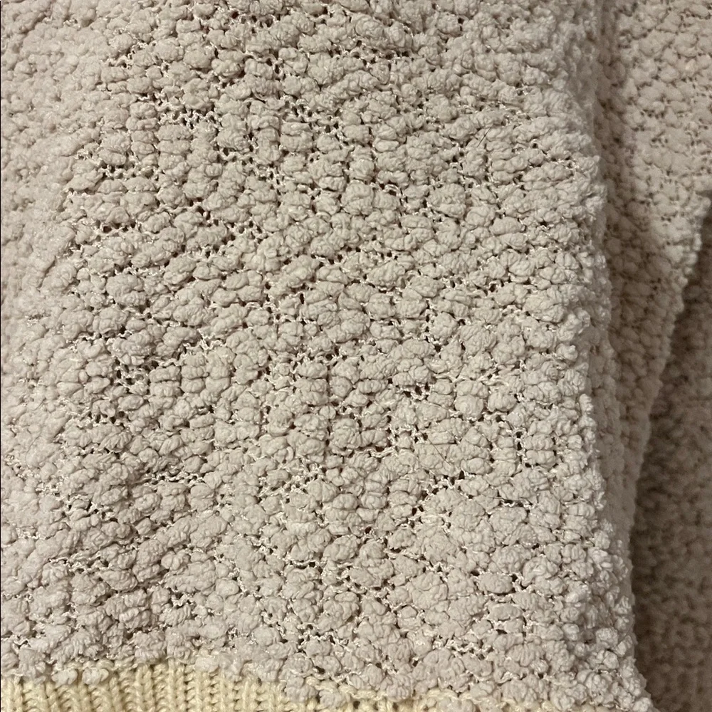 Sweater! - Picture 4 of 6